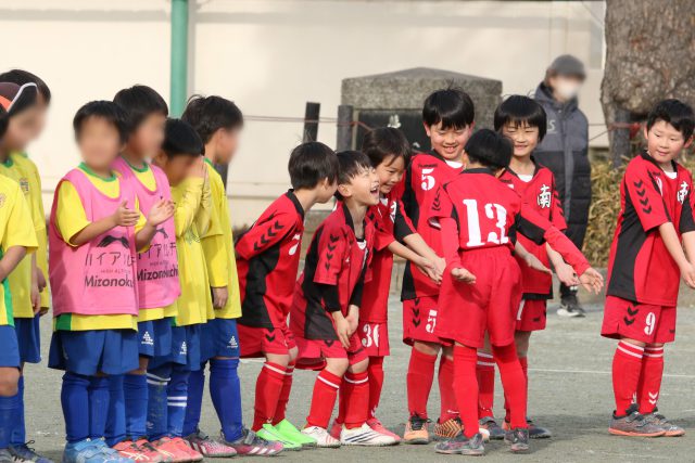 南大沢フットボールクラブさんと練習試合の写真