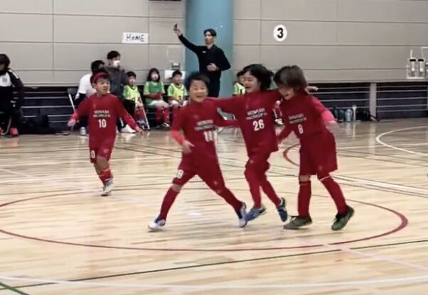 2025年第51回 新春フットサル大会 2年生クラスの写真
